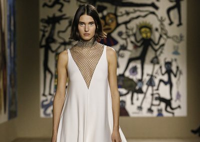 Неделя моды в Париже: прямая трансляция показов женской одежды сезона осень-зима 2024-2025