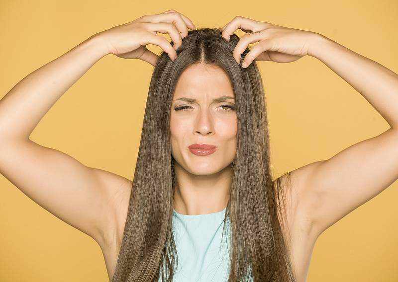 Жирные волосы: симптомы, причины и методы лечения в «СМ-Клиника»